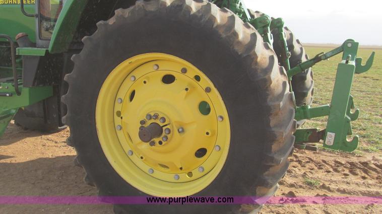 image for item G5628 2002 John Deere 7610 MFWD tractor