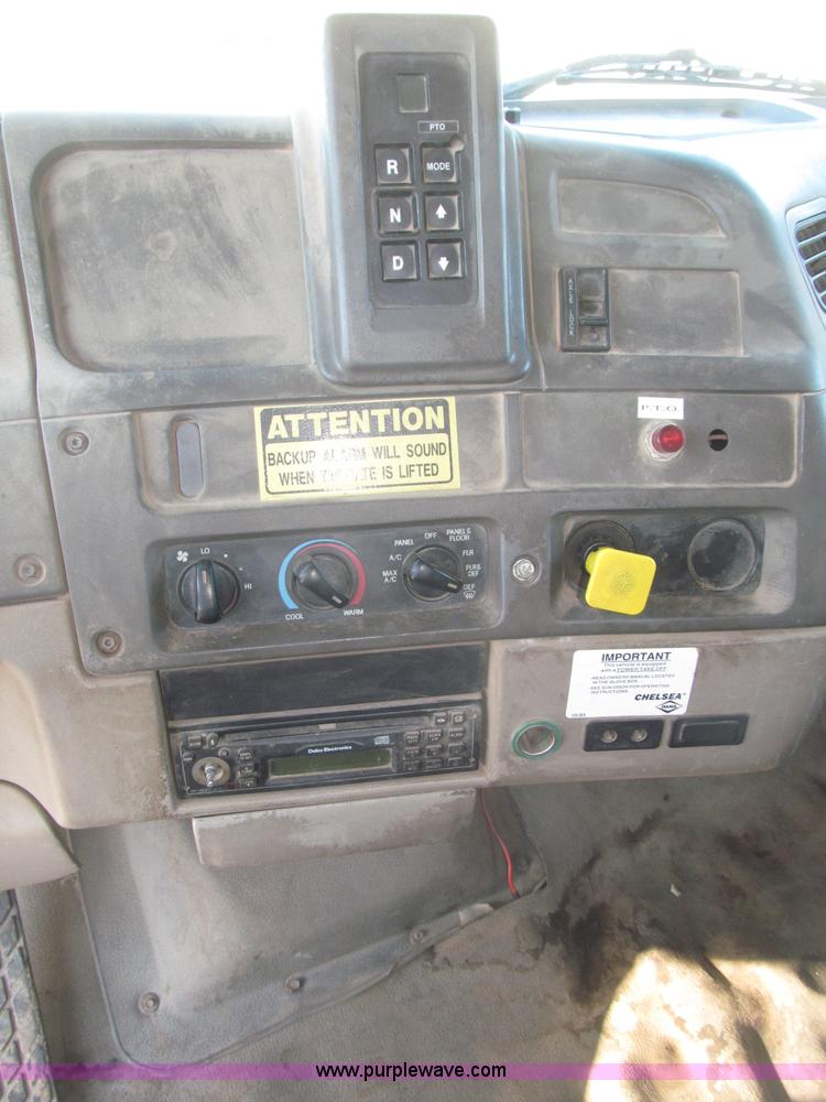 image for item B5321 2001 Sterling LT9501 tri axle dump truck