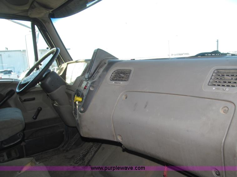 image for item B5321 2001 Sterling LT9501 tri axle dump truck