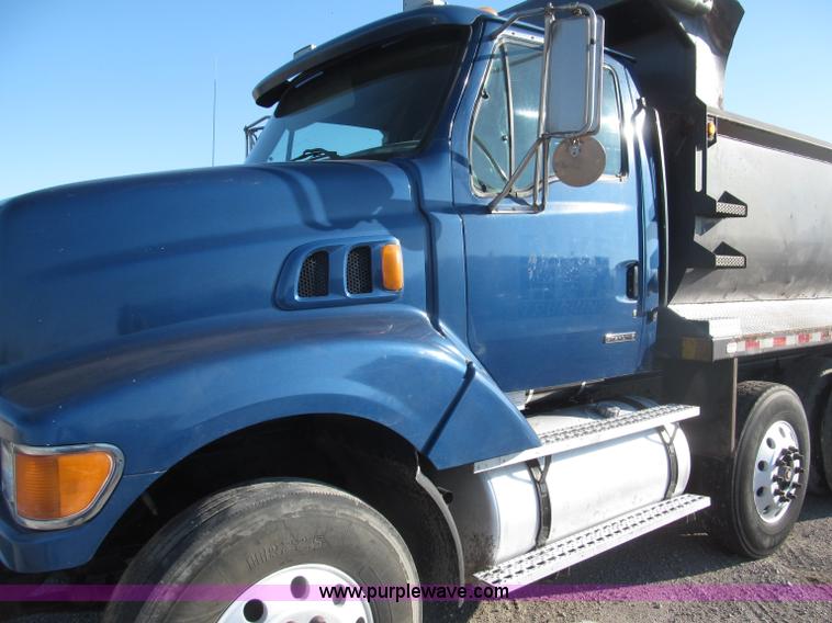 image for item B5321 2001 Sterling LT9501 tri axle dump truck