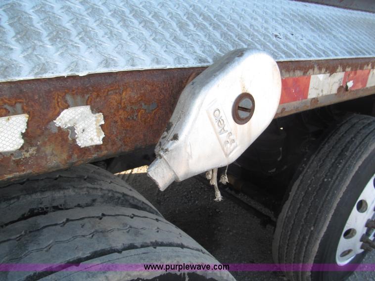 image for item B5321 2001 Sterling LT9501 tri axle dump truck