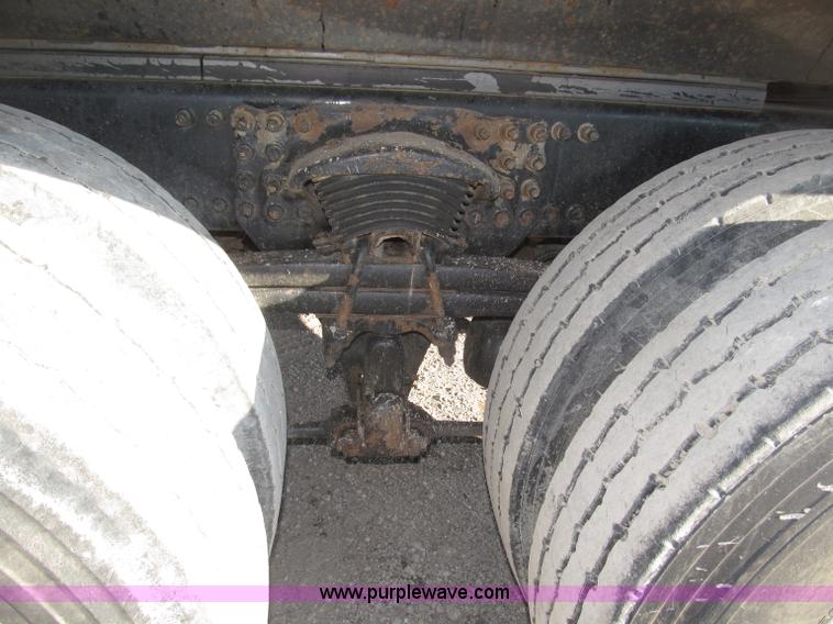 image for item B5321 2001 Sterling LT9501 tri axle dump truck