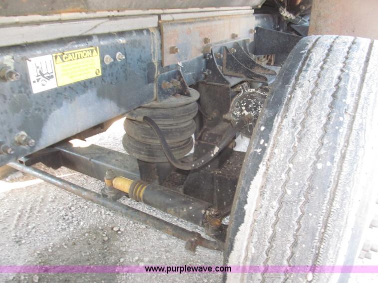 image for item B5321 2001 Sterling LT9501 tri axle dump truck