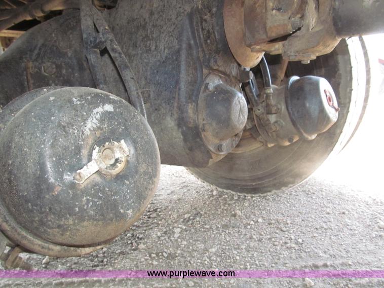 image for item B5321 2001 Sterling LT9501 tri axle dump truck