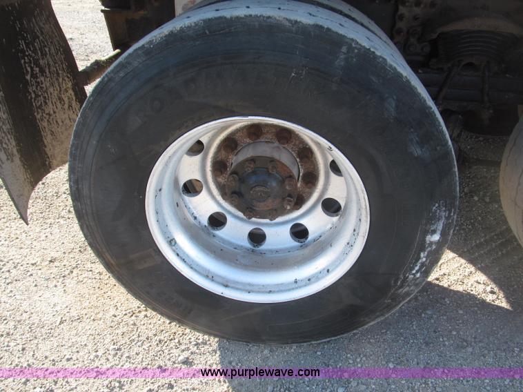 image for item B5321 2001 Sterling LT9501 tri axle dump truck