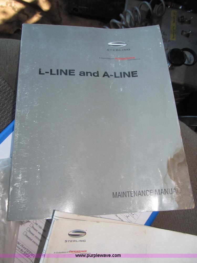 image for item B5321 2001 Sterling LT9501 tri axle dump truck