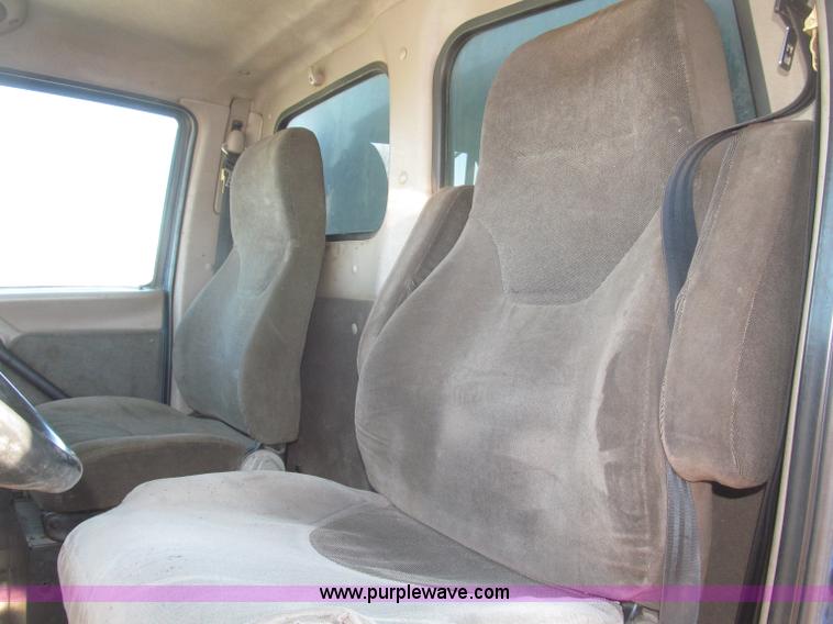 image for item B5322 2000 Sterling LT8500 tri axle dump truck