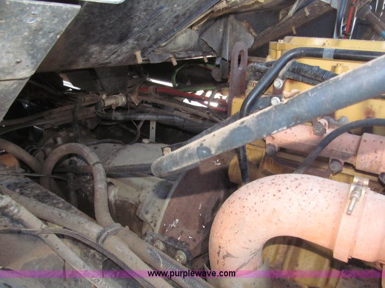 image for item B5322 2000 Sterling LT8500 tri axle dump truck