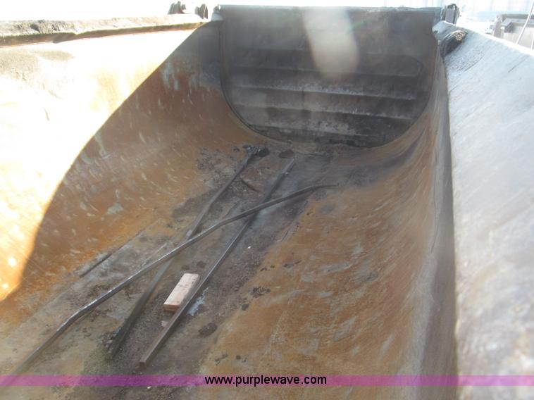 image for item B5322 2000 Sterling LT8500 tri axle dump truck