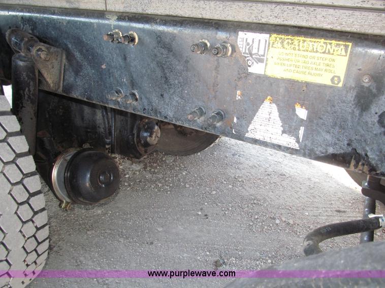 image for item B5322 2000 Sterling LT8500 tri axle dump truck