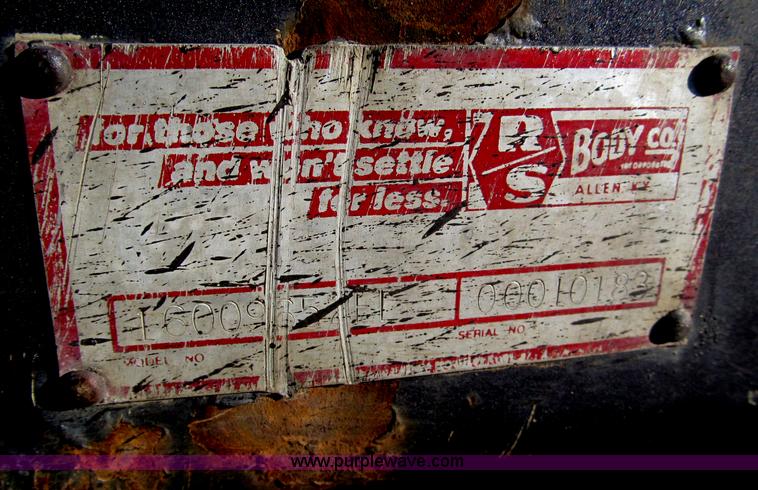 image for item B5322 2000 Sterling LT8500 tri axle dump truck