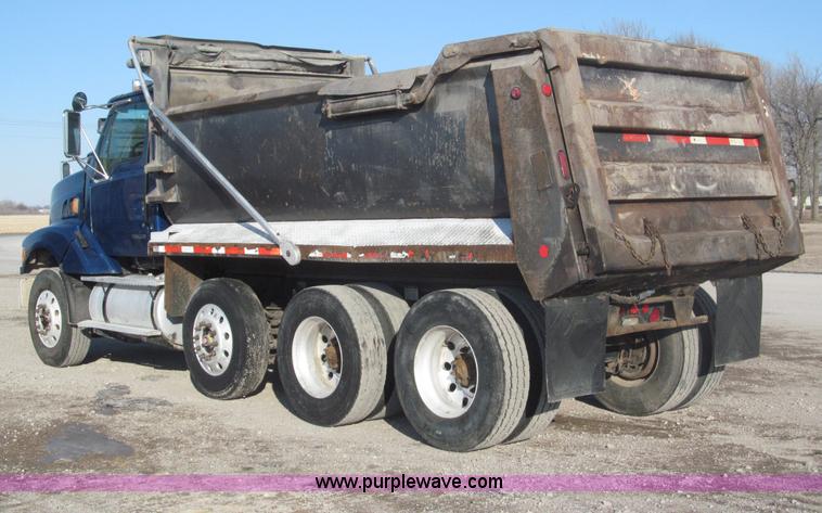 image for item B5323 2001 Sterling LT9501 tri axle dump truck