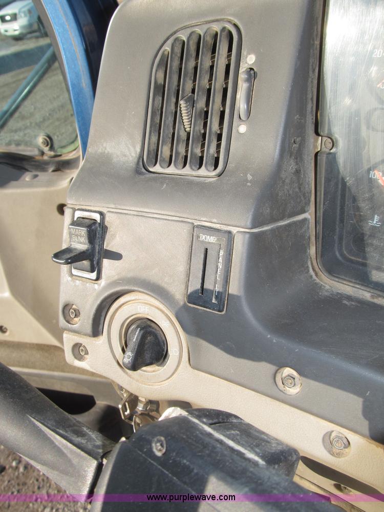 image for item B5323 2001 Sterling LT9501 tri axle dump truck