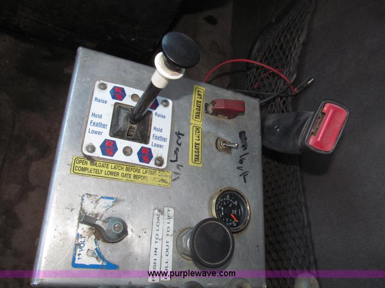 image for item B5323 2001 Sterling LT9501 tri axle dump truck