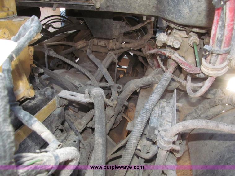 image for item B5323 2001 Sterling LT9501 tri axle dump truck