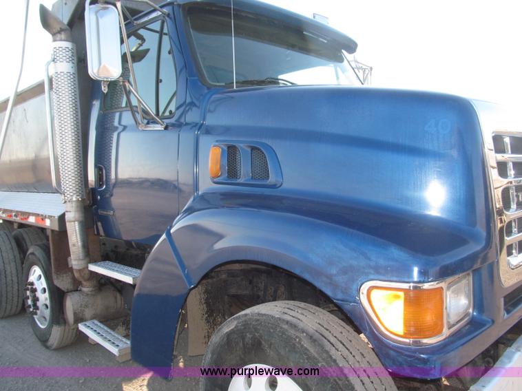 image for item B5323 2001 Sterling LT9501 tri axle dump truck