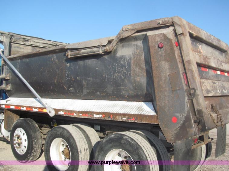 image for item B5323 2001 Sterling LT9501 tri axle dump truck