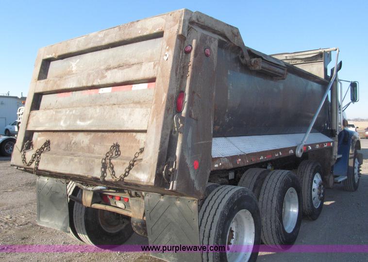 image for item B5323 2001 Sterling LT9501 tri axle dump truck