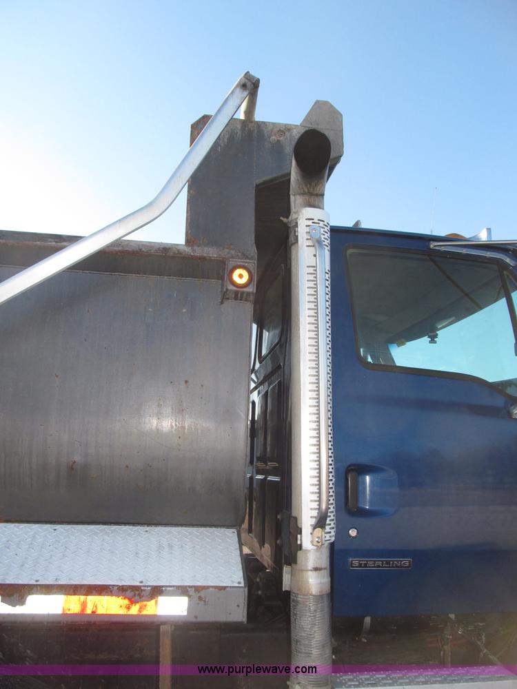 image for item B5323 2001 Sterling LT9501 tri axle dump truck
