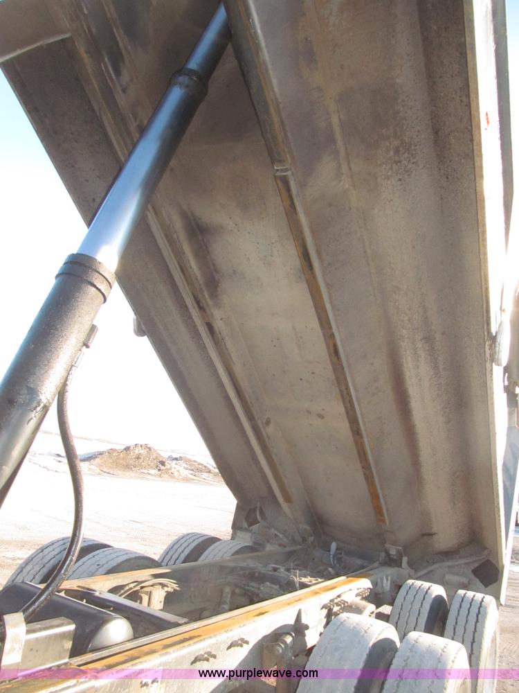 image for item B5323 2001 Sterling LT9501 tri axle dump truck