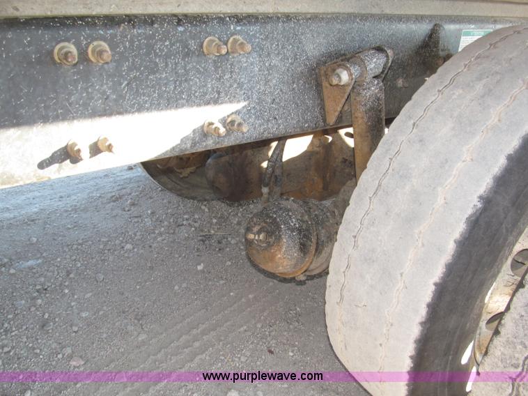 image for item B5323 2001 Sterling LT9501 tri axle dump truck