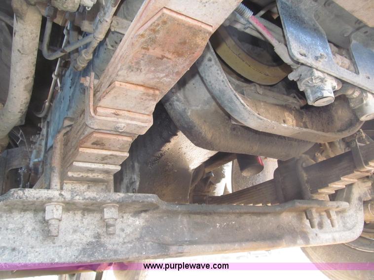 image for item B5323 2001 Sterling LT9501 tri axle dump truck