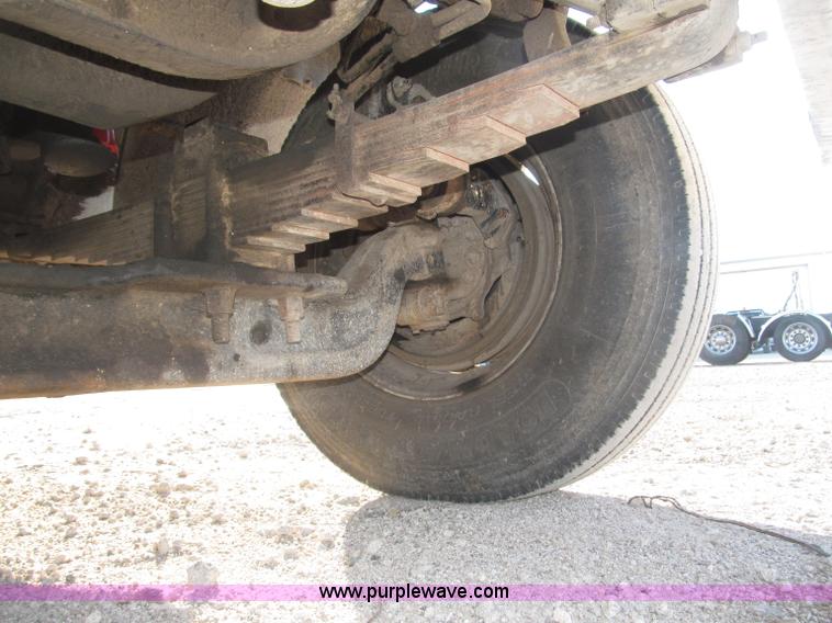 image for item B5323 2001 Sterling LT9501 tri axle dump truck