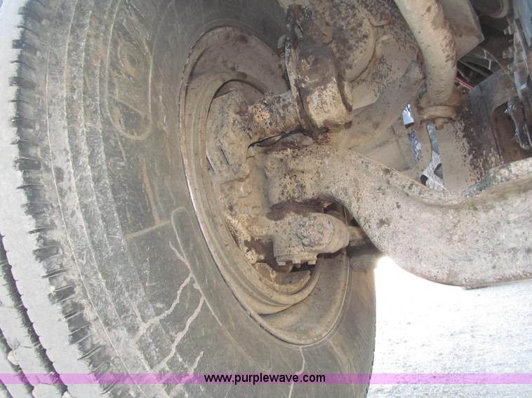 image for item B5323 2001 Sterling LT9501 tri axle dump truck