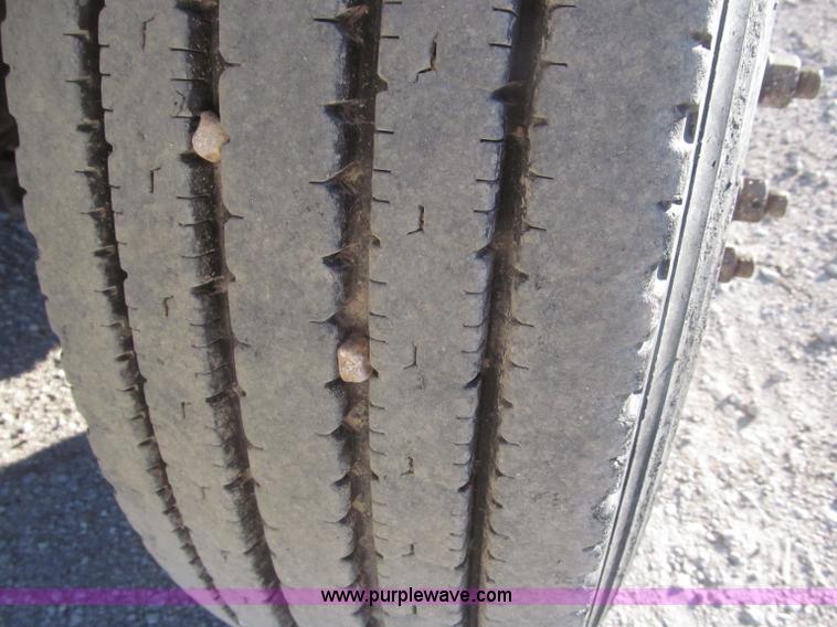 image for item B5323 2001 Sterling LT9501 tri axle dump truck