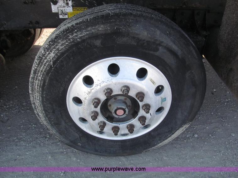 image for item B5323 2001 Sterling LT9501 tri axle dump truck