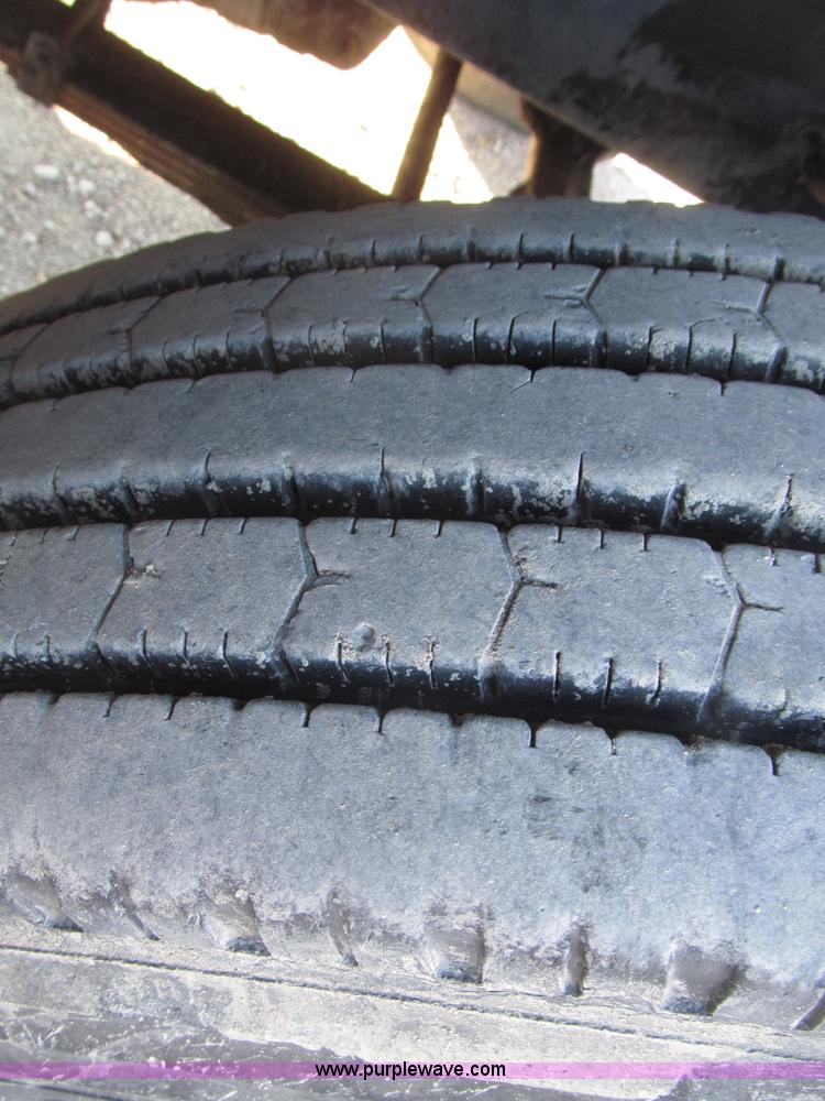 image for item B5323 2001 Sterling LT9501 tri axle dump truck