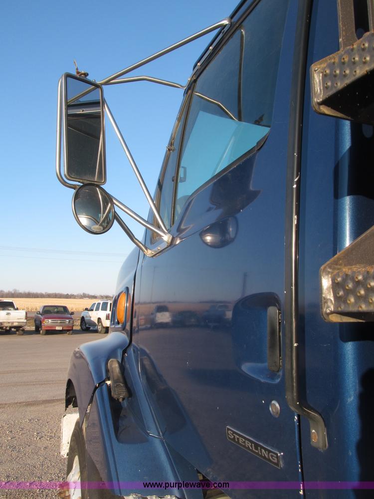 image for item B5324 2001 Sterling LT9501 tri axle dump truck