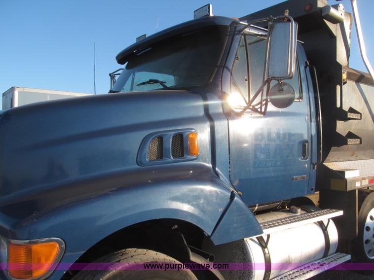 image for item B5324 2001 Sterling LT9501 tri axle dump truck