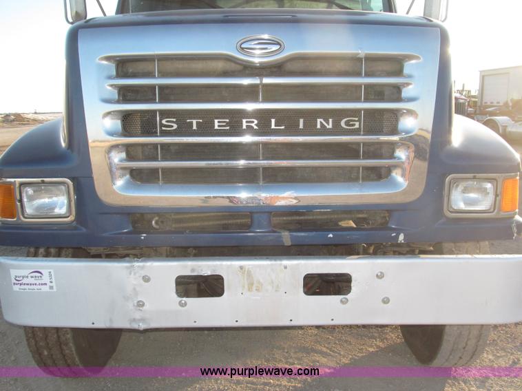 image for item B5324 2001 Sterling LT9501 tri axle dump truck