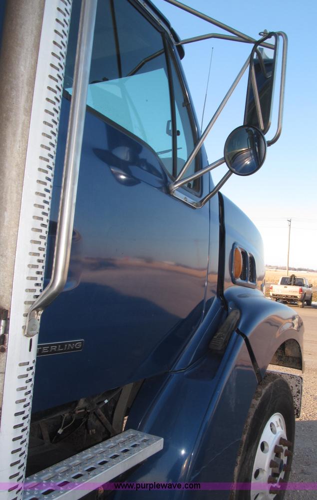 image for item B5324 2001 Sterling LT9501 tri axle dump truck