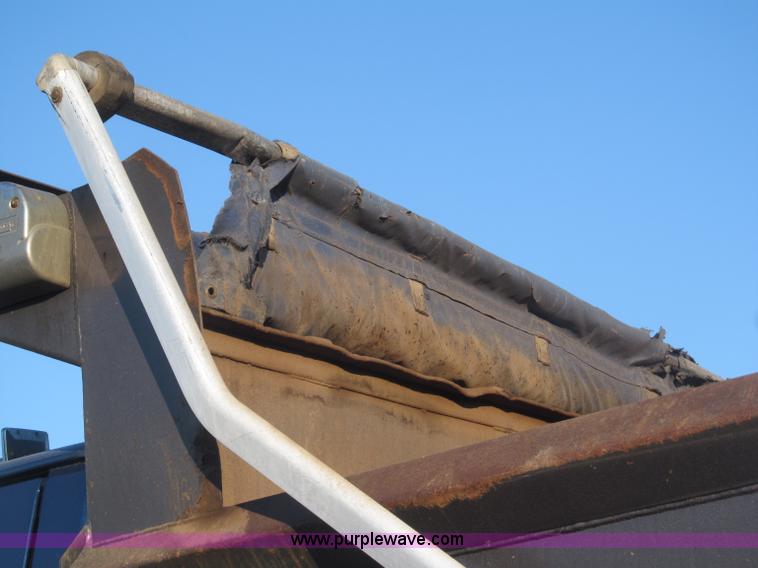 image for item B5324 2001 Sterling LT9501 tri axle dump truck