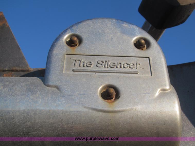 image for item B5324 2001 Sterling LT9501 tri axle dump truck