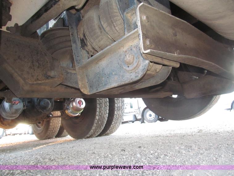 image for item B5324 2001 Sterling LT9501 tri axle dump truck