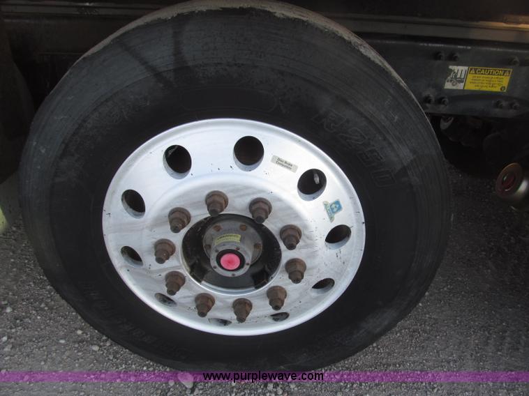 image for item B5324 2001 Sterling LT9501 tri axle dump truck