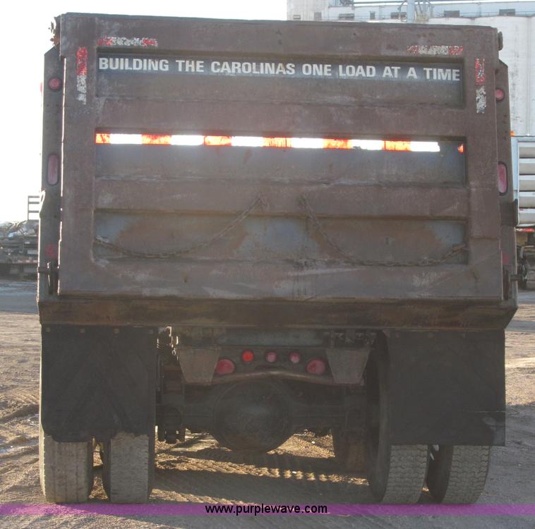 image for item B5325 2001 Sterling LT9501 tri axle dump truck