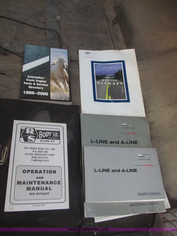 image for item B5325 2001 Sterling LT9501 tri axle dump truck