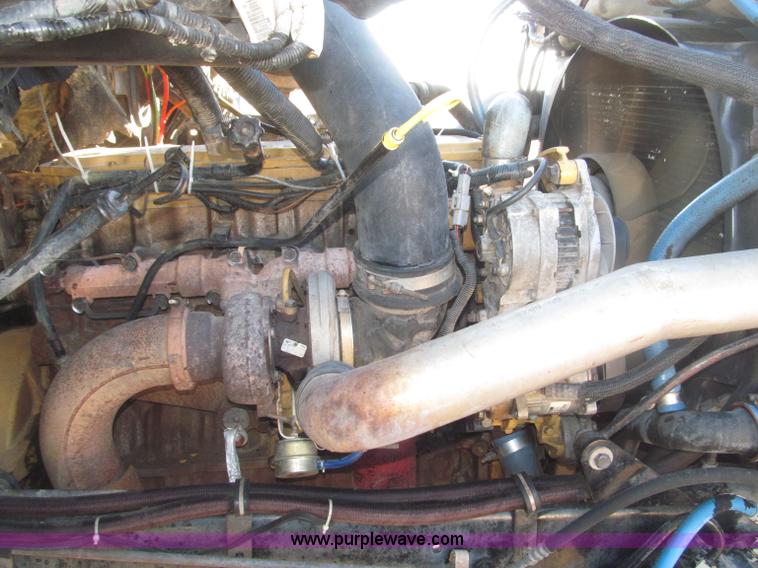 image for item B5325 2001 Sterling LT9501 tri axle dump truck