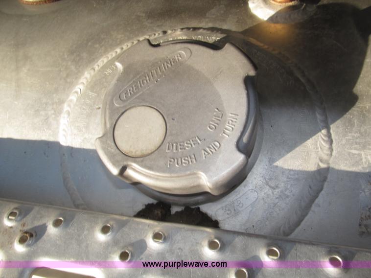 image for item B5325 2001 Sterling LT9501 tri axle dump truck