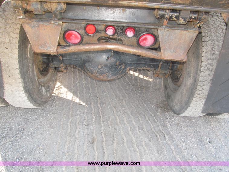 image for item B5325 2001 Sterling LT9501 tri axle dump truck