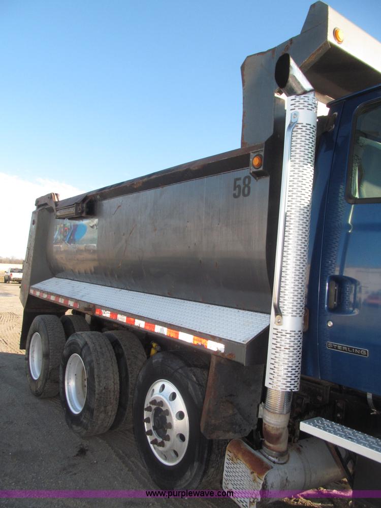 image for item B5325 2001 Sterling LT9501 tri axle dump truck