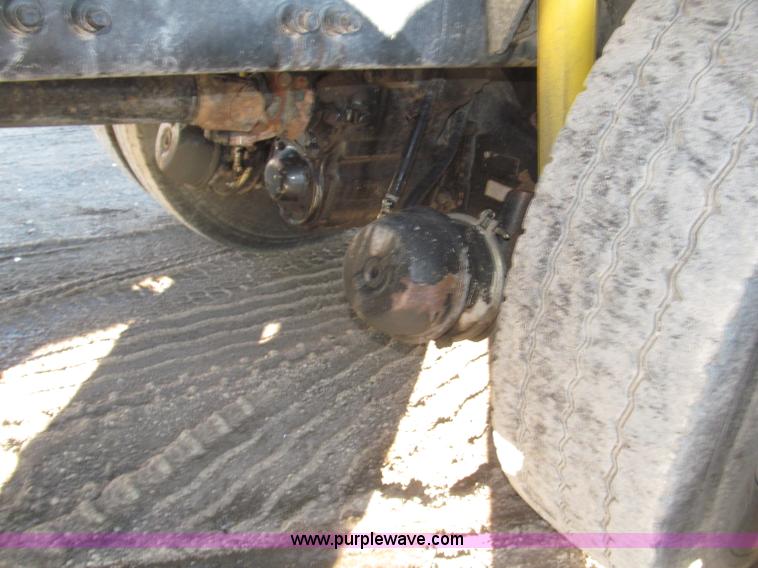 image for item B5325 2001 Sterling LT9501 tri axle dump truck