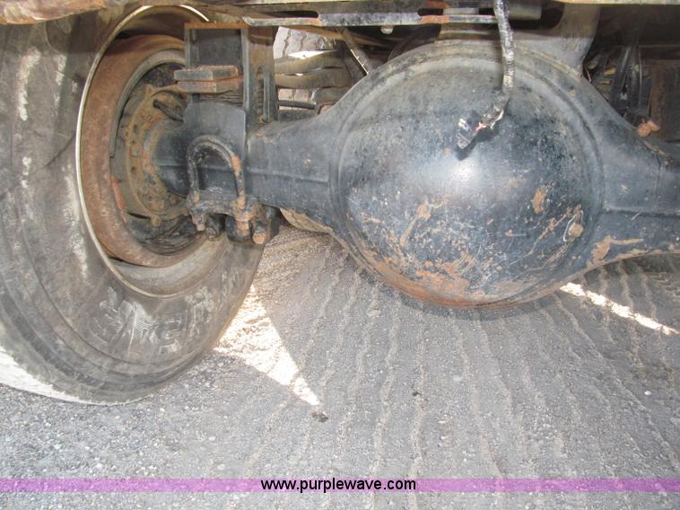 image for item B5325 2001 Sterling LT9501 tri axle dump truck