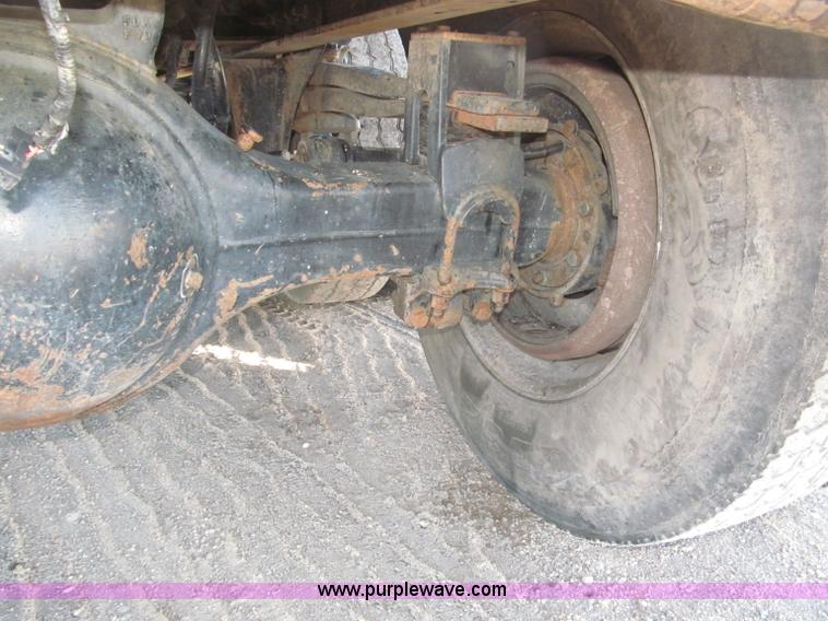 image for item B5325 2001 Sterling LT9501 tri axle dump truck