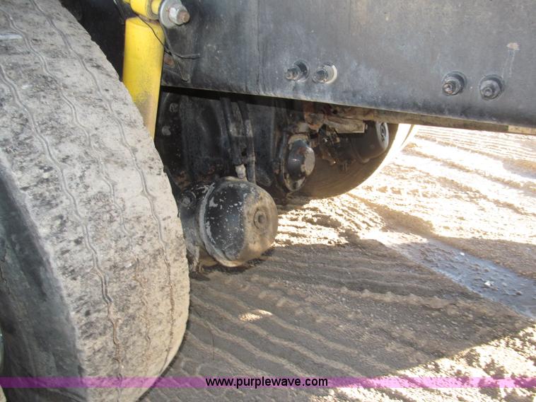 image for item B5325 2001 Sterling LT9501 tri axle dump truck