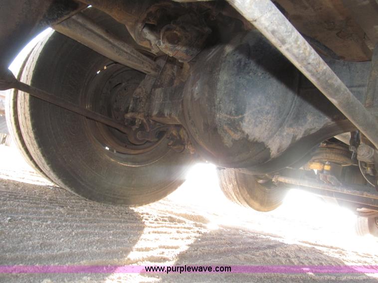 image for item B5325 2001 Sterling LT9501 tri axle dump truck